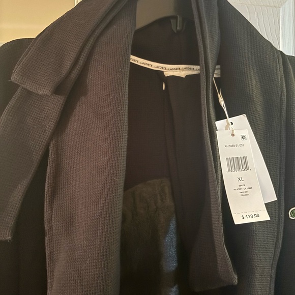 MALE BLACK LACTOSE ROBE. - Picture 2 of 6